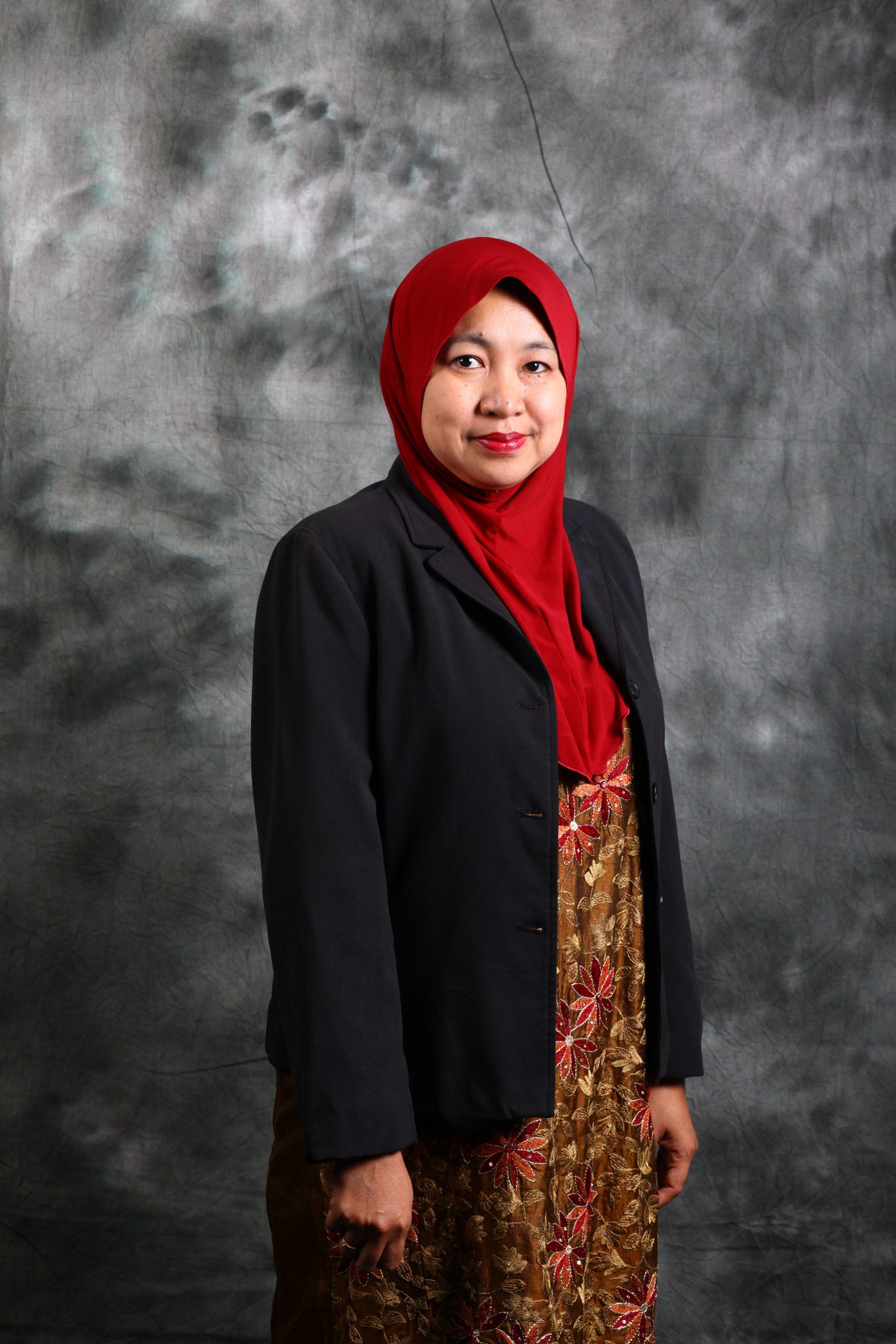 Associate Professor Dr. Surena Sabil